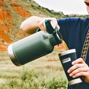 Stanley Classic Easy-Pour Growler Termos 1,9 L Yeşil