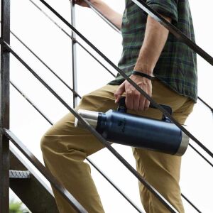 Stanley Klasik Vakumlu Paslanmaz Çelik Termos 1.9 Lt Lacivert