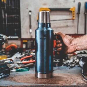 Stanley Klasik Vakumlu Paslanmaz Çelik Termos 1.9 Lt Lacivert